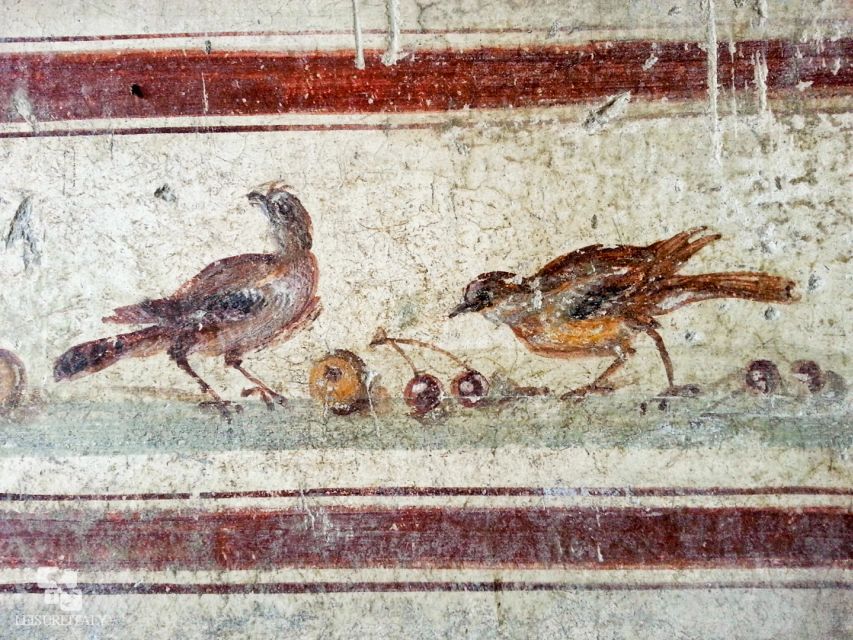 2-Hour Private Walking Tour of Pompeii - Meeting at Café Hortus Pompeii: Start Where the Park Actually Feels Navigable