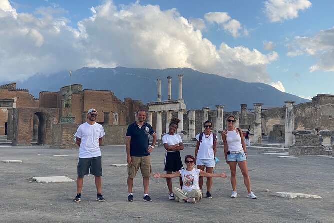 2 Hours Pompeii Group Tour with Archaeologist Guide and Skip the Line - Stabian Baths and Pompeii 3D: Water, Everyday Comfort, and a Quick Reality Check