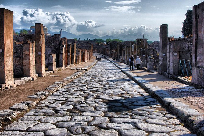 2 hours Pompeii Tour with Local Historian - Ticket Included - What You’ll Learn: Daily Life in an Ancient City