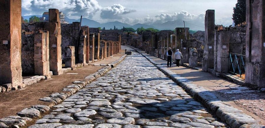 4H Pompeii Private Tour with Villa Dei Misteri included - Villa dei Misteri is the anchor of your half day