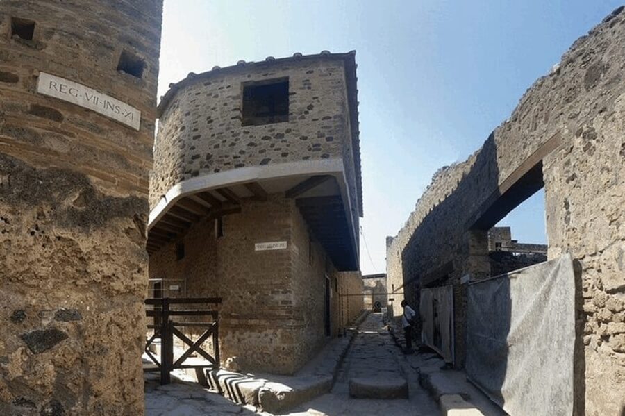 Amalfi Coast: Pompeii Guided Tour with Skip-the-Line Entry - Thermal baths and Roman social life, not just sightseeing