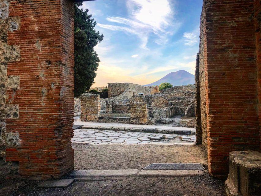 Amalfi Coast: Pompeii Ruins Guided Tour - Timing Tips for a Smoother Day