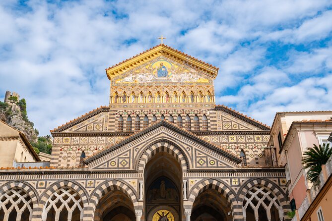 Amalfi Coast Sightseeing Bus Tour from Pompeii - Sorrento (80 Minutes): Ancient Greek Streets And Craft-Store Strolling