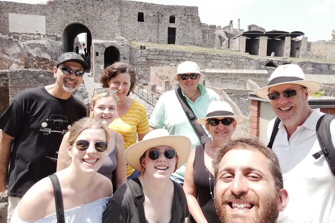 Amazing Pompeii Tour - Stop 1: Pompeii Archaeological Park walkthrough (Forum to frescoes)