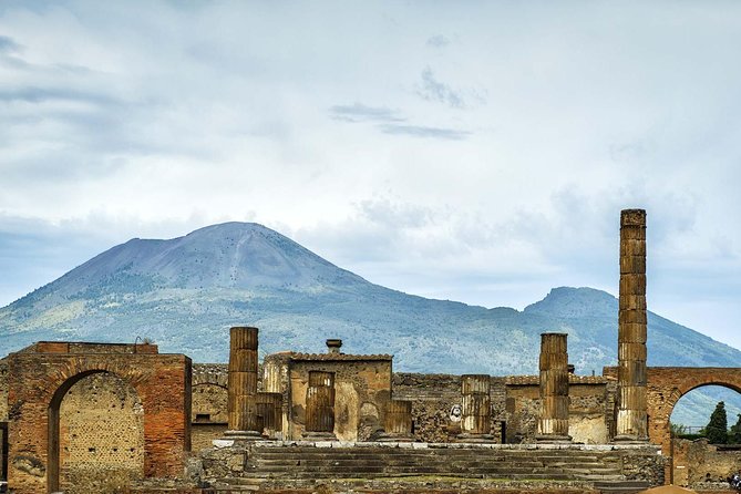 Ancient Pompeii Private Tour: Skip the Line & Kid-Friendly Option - Forum Baths (Terme del Foro): a Roman bathing route you can follow room by room