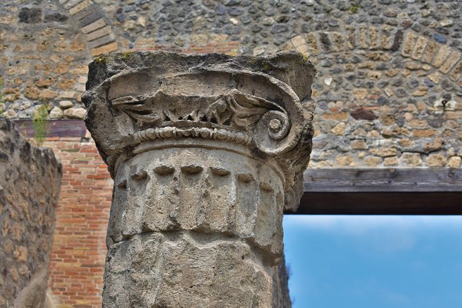 Discover the Ancient Ruins of Pompeii: Day Trip from Rome - Language and pacing: why English may still feel slow