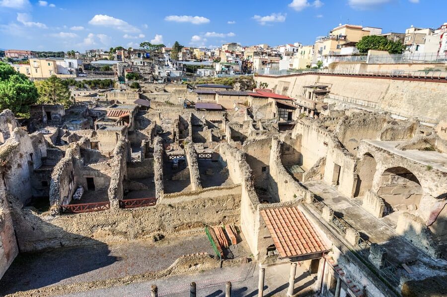 Ercolano: Herculaneum Entry Ticket with Optional Audio Guide - Timing Your Visit: Opening Hours and Real Exit Limits