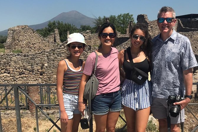 Exclusive Shore Excursion from Naples Cruise Terminal to Pompeii & Amalfi Coast - Sorrento’s Piazza Tasso and Positano’s Santa Maria Assunta: Quick Color, Then Back to Work