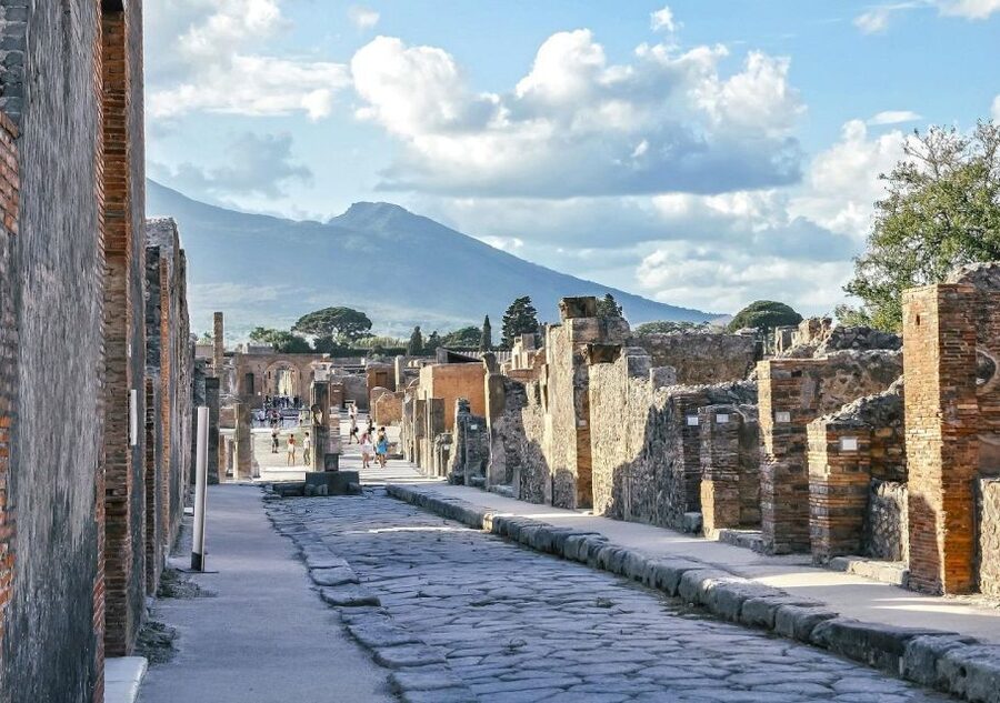 From Amalfi: Pompeii and Mount Vesuvius Private Day Trip - Why this private Amalfi Pompeii and Vesuvius plan feels easier than DIY