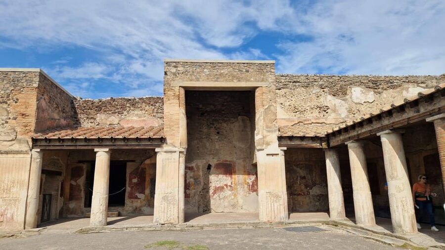 From Naples: Pompeii & Sorrento Shore Excursion with Lunch - Value Check: Why This Packaged Day Makes Sense