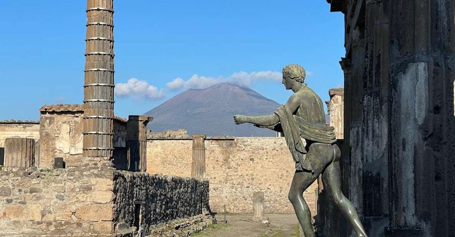 From Positano: Pompeii & Vesuvius tour small group - Skip-the-line entry: where the value really starts