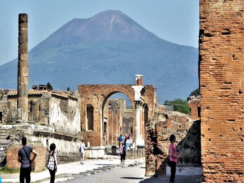 From Rome: Amalfi Coast and Pompeii, Full Day Private Tour - Positano: photo stops, walking time, and lunch planning