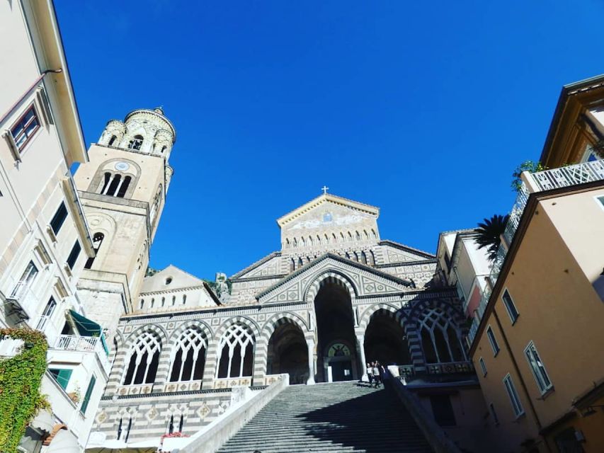 From Rome: Amalfi Coast and Pompeii, Full Day Private Tour - How the small-group setup changes the day