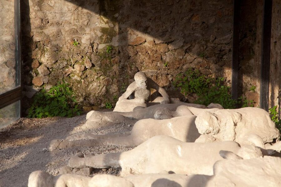 From Sorrento: Pompeii Guided Tour small group - How the route flows: your Sorrento pickup and Meta/Sorrento drop-offs