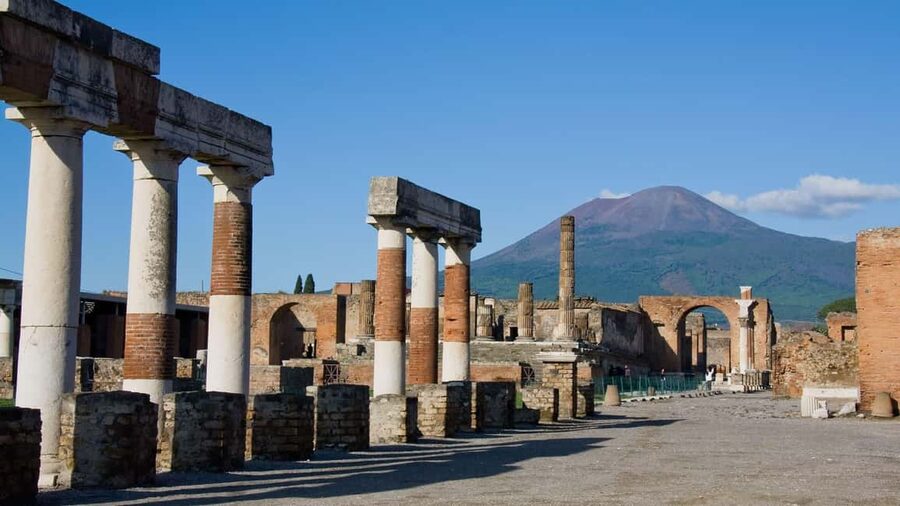 From Sorrento: Pompeii with an Archaeological Guide & Ticket - Should you book this Pompeii tour?
