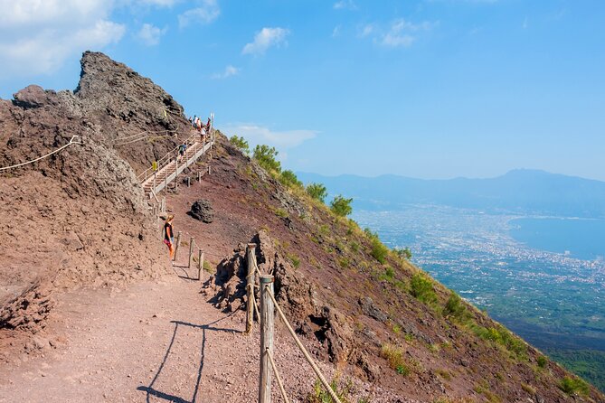 Full Day Tour to Pompeii, Vesuvius and Wine Tasting - Pompeii Archaeological Park in 2 hours: seeing more with less stress