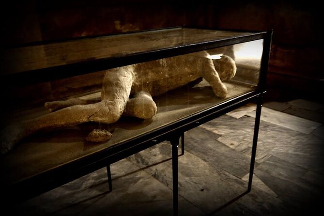 Guided tour of Pompeii - The sights you’ll cover: streets, baths, homes, temples, brothel, and the cast stop