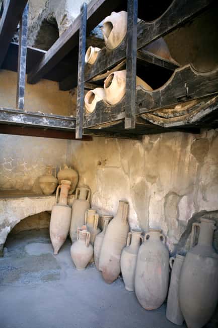 Herculaneum: Private Tour with Driver from Naples - Naples pickup details that can save your day
