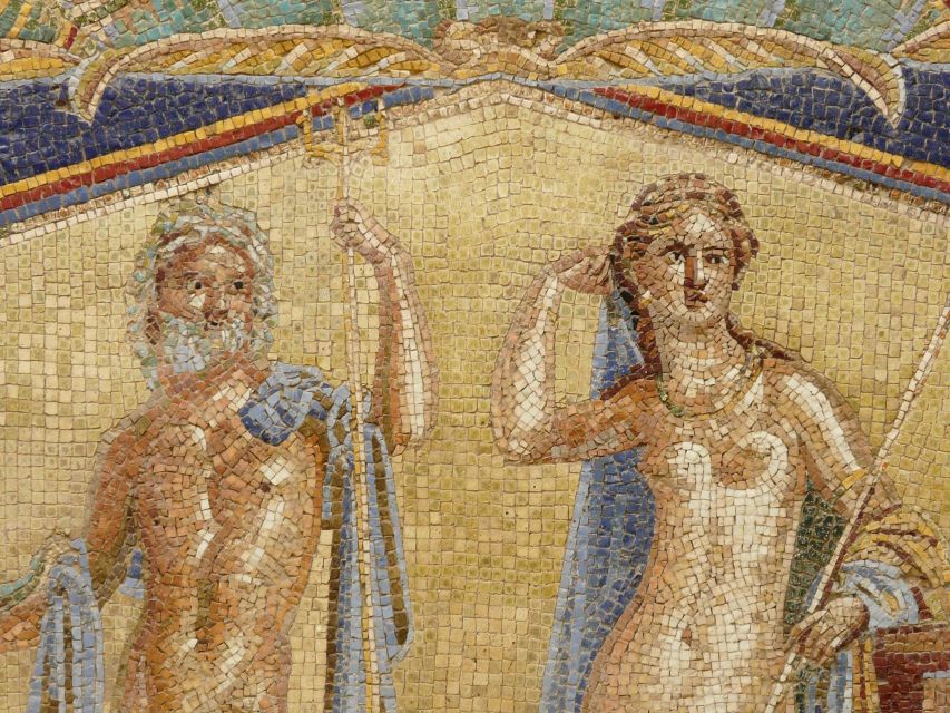 Herculaneum: Private Walking Tour with Archeologist Guide - Food, Shops, and the Sounds of a Working Town