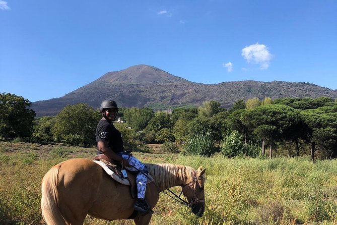 Horseback Riding on Vesuvius - The real itinerary moment: the 500-meter ride and why it matters