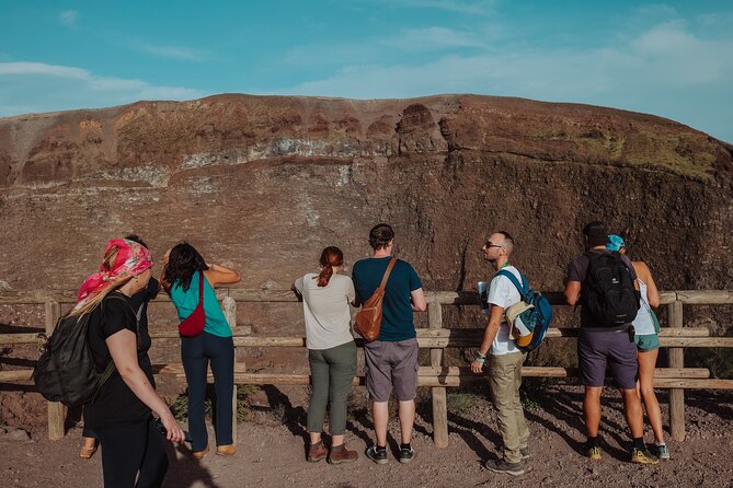 Mount Vesuvius Tour from Pompeii Led by an Expert Guide - Guide style, pacing, and how to handle the science