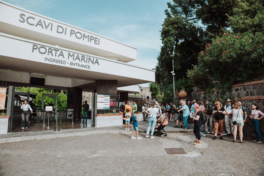 Naples: Pompeii and Mount Vesuvius Entry Tickets and Tour - If Vesuvius Is Closed: Herculaneum as the Backup Plan