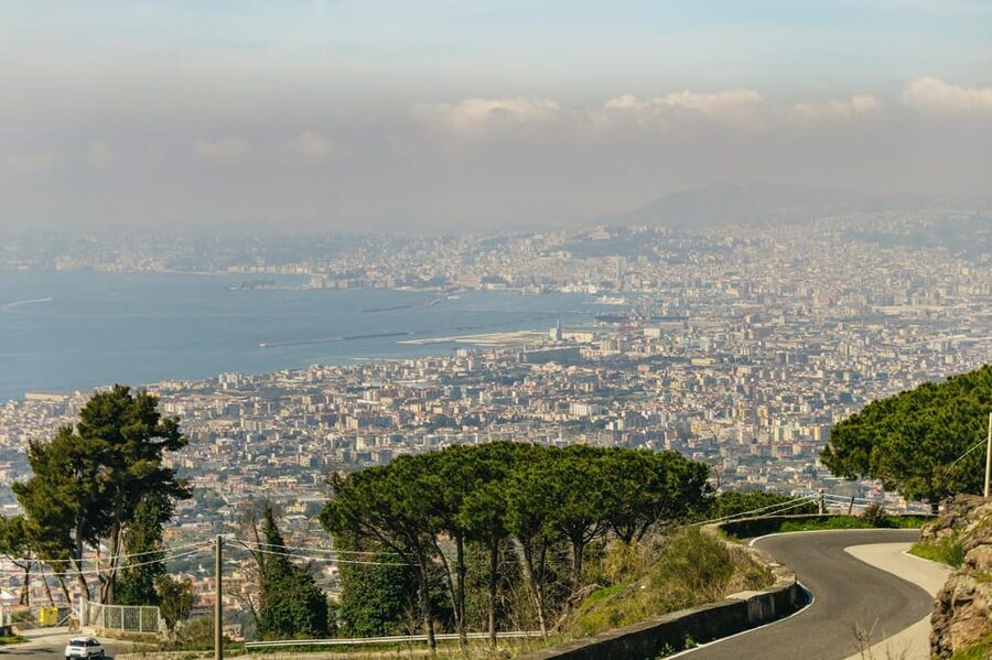 Naples: Pompeii and Mt. Vesuvius with Lunch and Wine Tasting - FAQ
