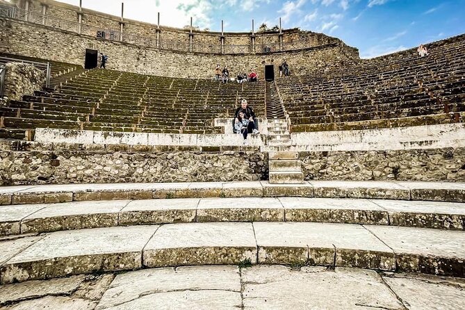 Once upon a time Pompeii 2 and a half hour tour - Why headsets change the whole experience