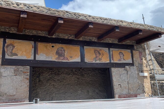 Once upon a time Pompeii 2 and a half hour tour - Price check: tour cost plus Pompeii admission