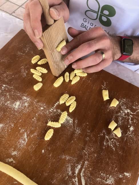 Pompei: Cooking class fresh pasta - The garden produce angle: why it tastes better