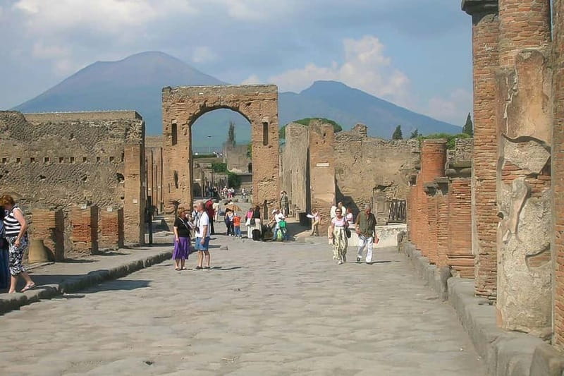 Pompei: Pompeii Private Tour - What the 3-hour “archaeologist walk” really buys you
