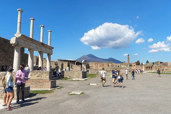 Pompei three hours with an expert guide - Street of Abundance: the city’s main road, explained