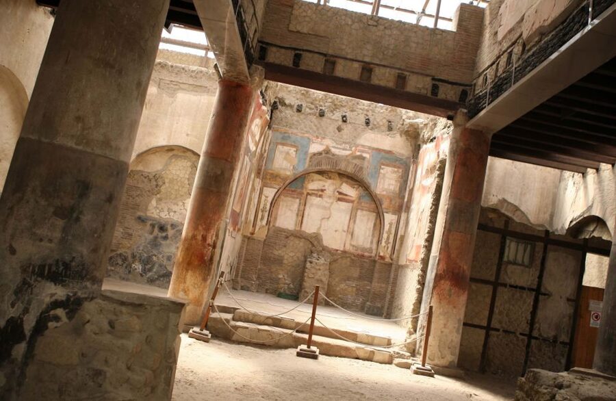 Pompei: Vesuvius and Herculaneum Tour - What to bring (and what to skip) so you don’t lose time