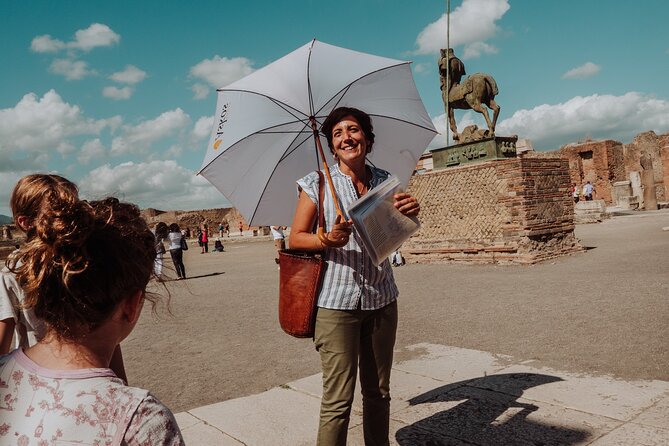 Pompeii 2-hour Private Tour with an Archaeologist-Ticket included - Porta Marina Superiore to the Basilica: your first 25 minutes