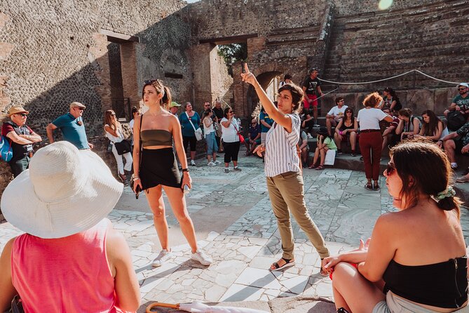 Pompeii 2-hour Private Tour with an Archaeologist-Ticket included - The Forum area: Basilica to the ancient square