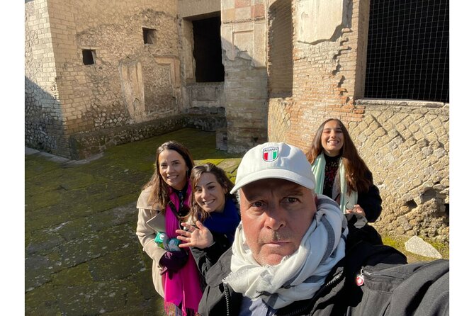 Pompeii 2 hours Private guided tour, A JOURNEY THROUGH THE TIME - Your guide experience: Rossella’s strengths (from the feedback pattern)