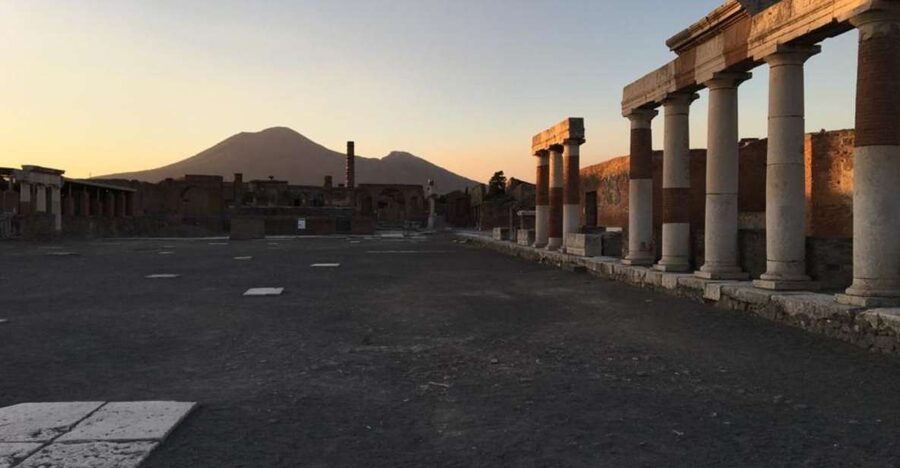 Pompeii: Afternoon to Sunset Guided Tour with Ticket - Quick hits before you go