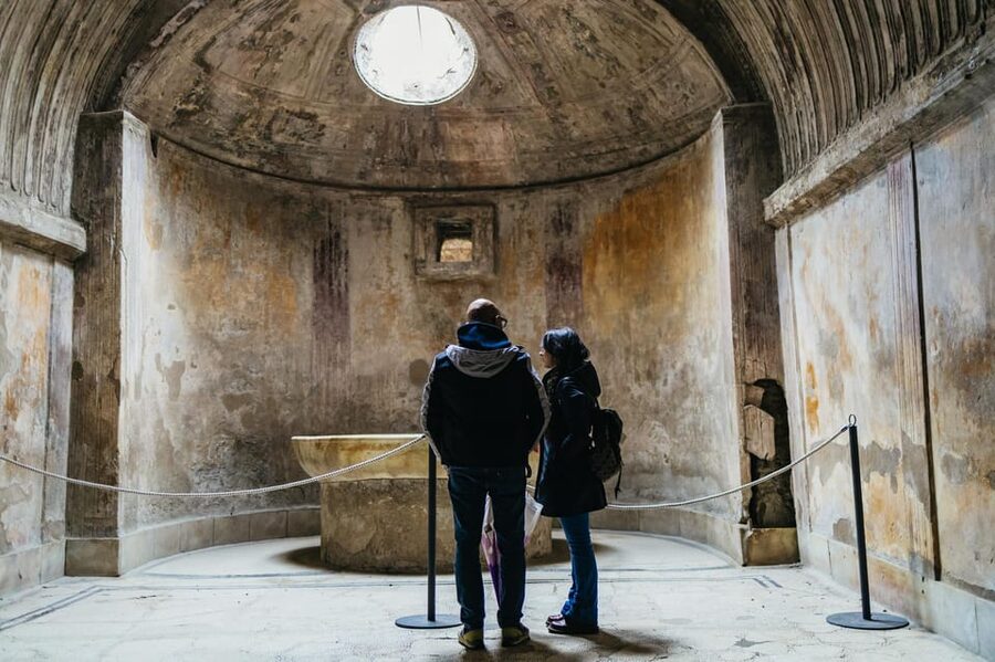 Pompeii: Afternoon to Sunset Guided Tour with Ticket - Why an afternoon-to-sunset Pompeii walk feels different