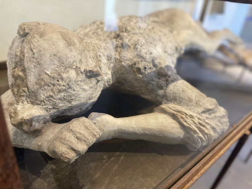 Pompeii and Herculaneum: Guided Tour with an Archaeologist - Pompeii Highlights: Porta Marina Inferiore to Forum plaster casts