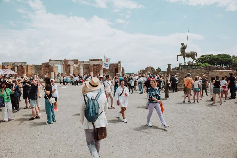 Pompeii and Oplontis: Small Group Tour with an Archaeologist - How Skip-the-Line and Headsets Change the Pompeii Experience