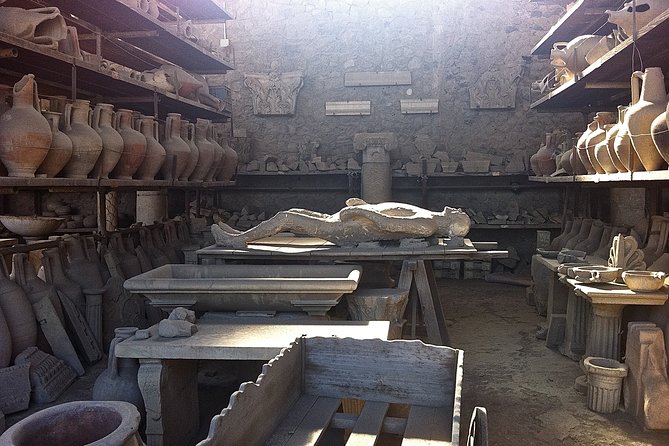 Pompeii and Villa of the Mysteries Private Tour - Ticket Reality Check: Mobile Ticket Plus Pompeii Plus Fee