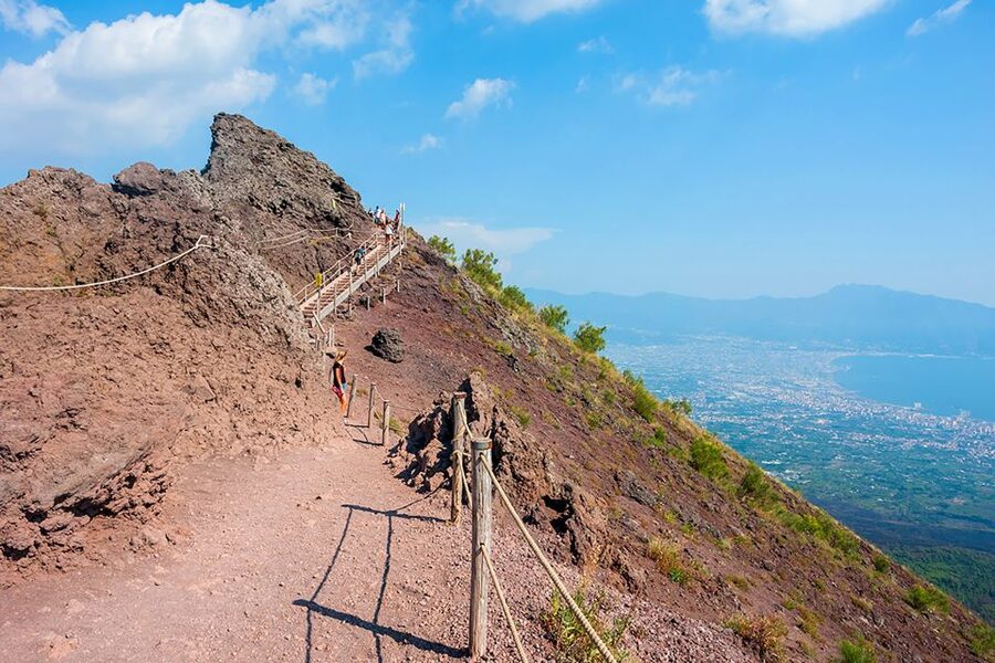 Pompeii: Day Tour of Pompeii and Vesuvius with Bus Transfer - Who should book this Pompeii and Vesuvius tour