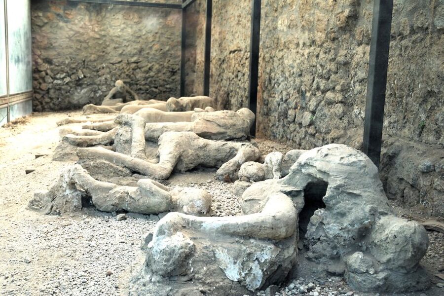 Pompeii: Entry Ticket with Optional Audio Guide - Pompei Express vs Pompei+: choose your villa level