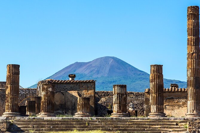 PompeiI Exclusive Tour with your Archaeologist in a Small Group - Pompeii in 10-minute chunks: how the route stays manageable