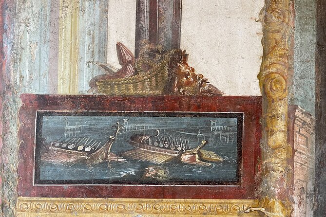Pompeii Express: 1-Hour Guided Tour - The famous “Beware of the dog” mosaic pause
