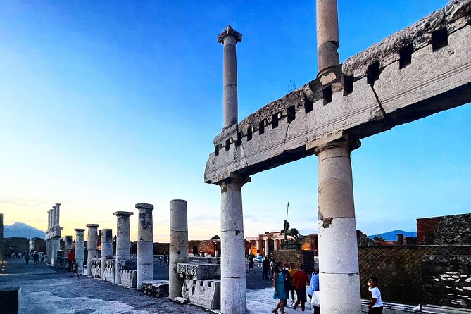 Pompeii from Afternoon to Sunset - Meeting and Ending Points: Why the Start/Finish Matters