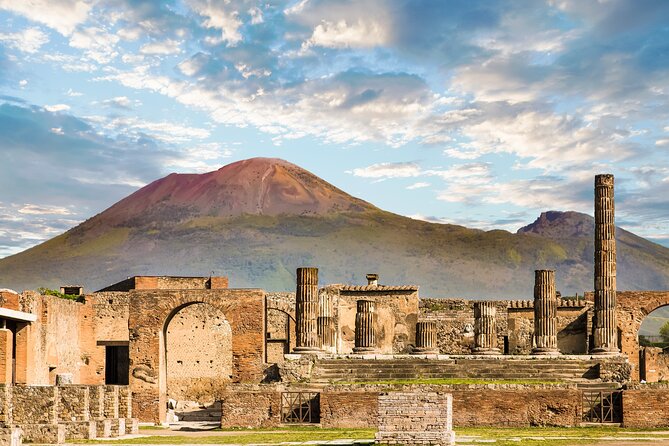 Pompeii guided group tour plus entry ticket - Porta Marina Superiore: Getting In Smoothly