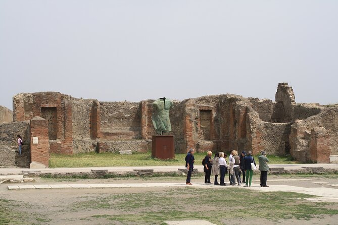 Pompeii: Guided Small Group Tour Max 6 People with Private Option - Small Group vs Private: Which One Fits Your Style