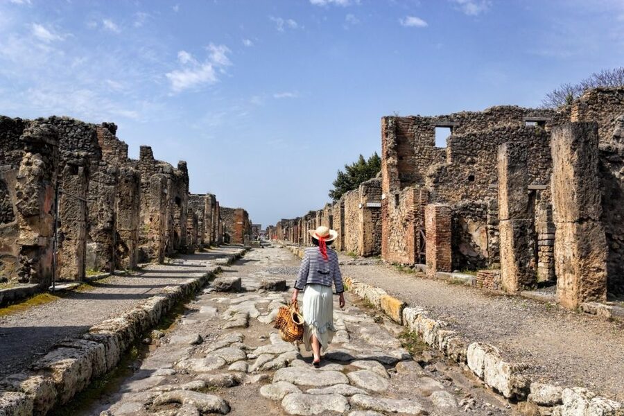 Pompeii Guided Tour with Archaeologist - Suburban baths: a smarter look at everyday life