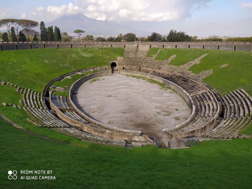 Pompeii Guided Tour with Archeologist - Skip-the-line starts at Piazza Esedra, not in a queue